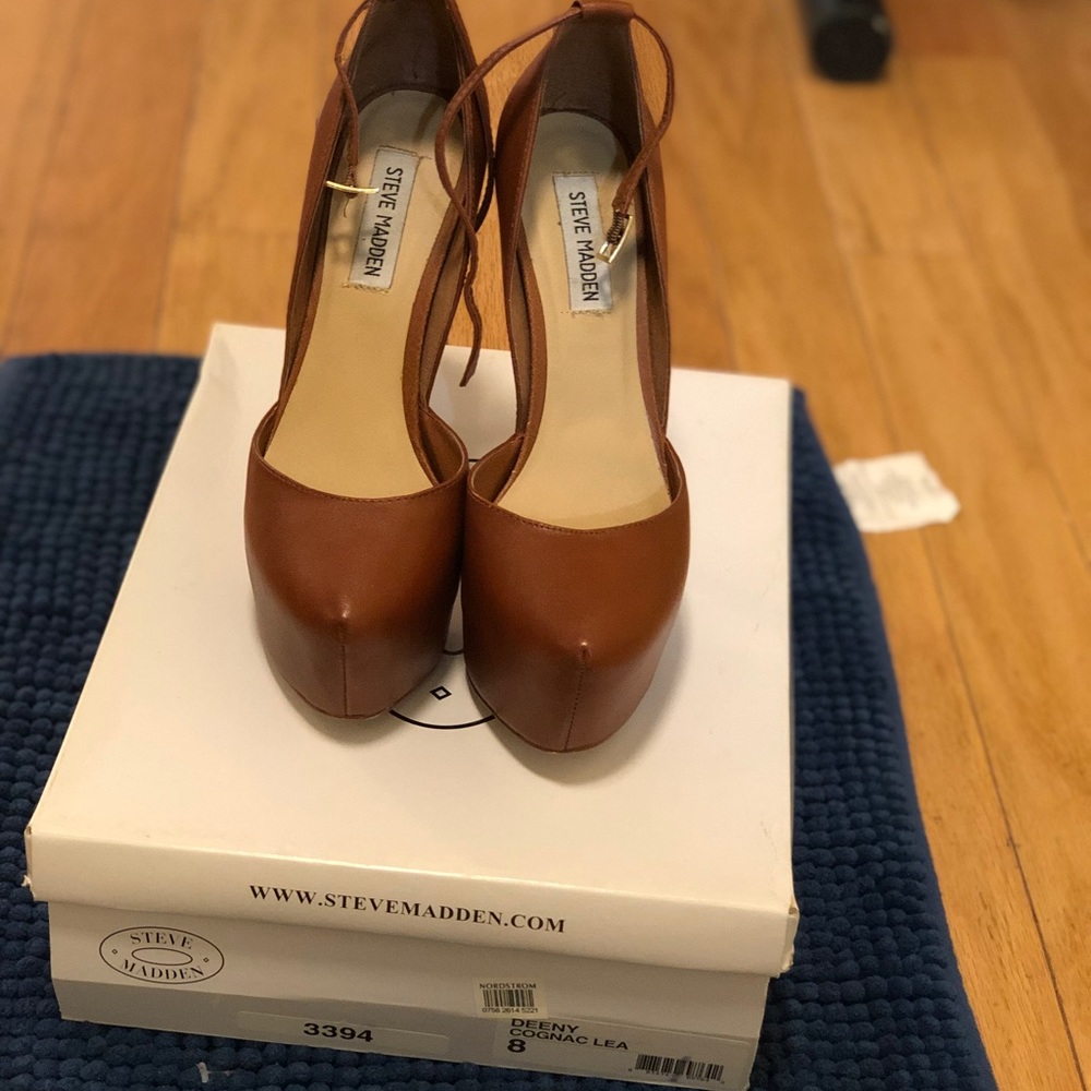 Steve Madden 👠 size 8!